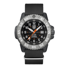 Load image into Gallery viewer, Luminox LM3359.SET (Pre-order 3 working days)