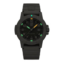 Load image into Gallery viewer, Luminox LM0326