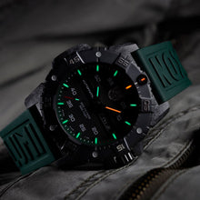 Load image into Gallery viewer, Luminox LM3877