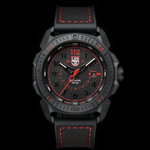 Load image into Gallery viewer, Luminox LM1002