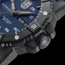 Load image into Gallery viewer, Luminox LM3863