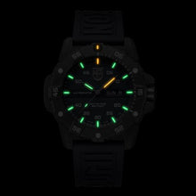 Load image into Gallery viewer, Luminox LM3863