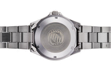 Load image into Gallery viewer, Orient Kamasu Mako III Mechanical Sports Watch, Metal Strap - 41.8mm (RA-AA0002L)
