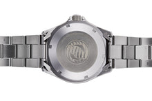Load image into Gallery viewer, Orient MAKO III KAMASU Mechanical Sports Watch, Metal Strap - 41.8mm (RA-AA0004E)
