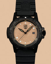 Load image into Gallery viewer, Luminox LM0325.PHYN.N Limited Edition
