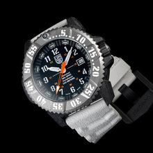 Load image into Gallery viewer, Luminox LM3359.SET (Pre-order 3 working days)
