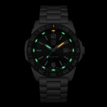 Load image into Gallery viewer, Luminox LM3137
